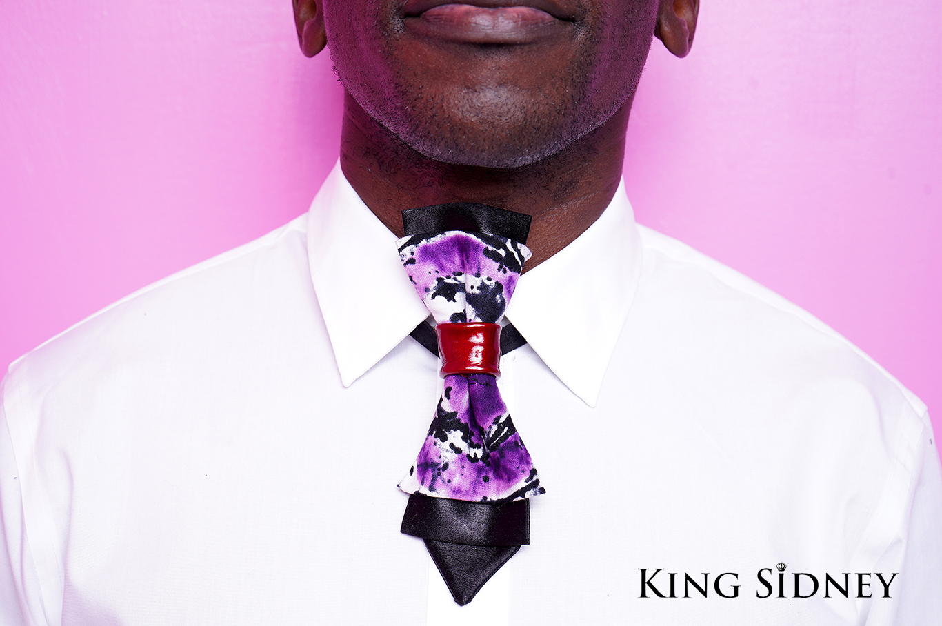 Vertical Ankara bow tie for men in Kenya, Uganda or South Sudan.